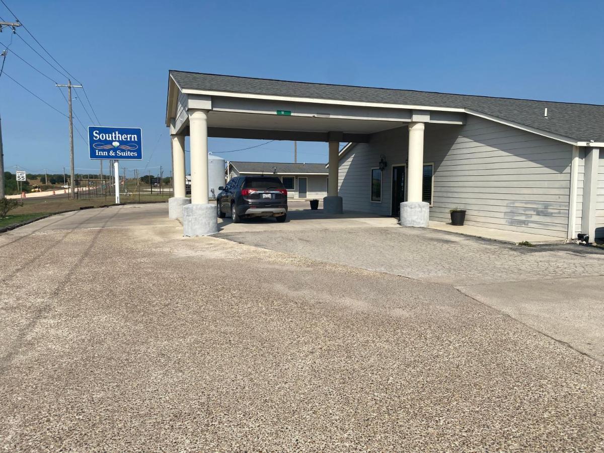 Southern Inns And Suites Now Offering Rv Spaces For Rent Yorktown Exterior foto