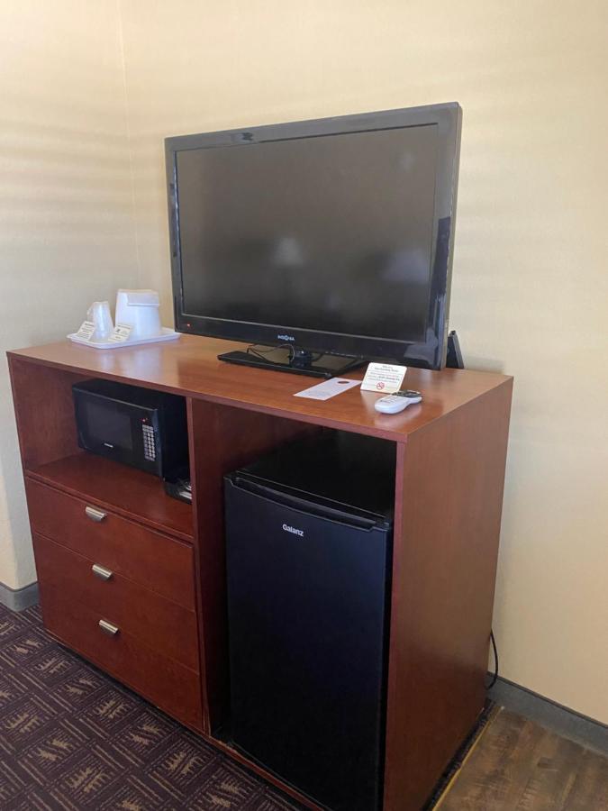 Southern Inns And Suites Now Offering Rv Spaces For Rent Yorktown Exterior foto